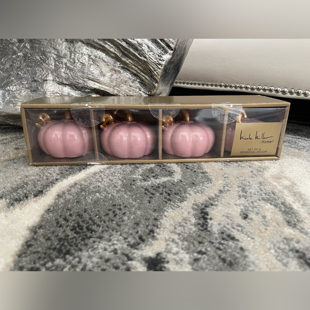 Nicole Miller Blush Pink Glazed Ceramic Pumpkins with Gold Stalks Set of 4 - Picture 13 of 14